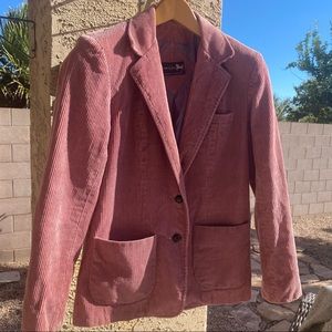 Perfect blazer for date night💜